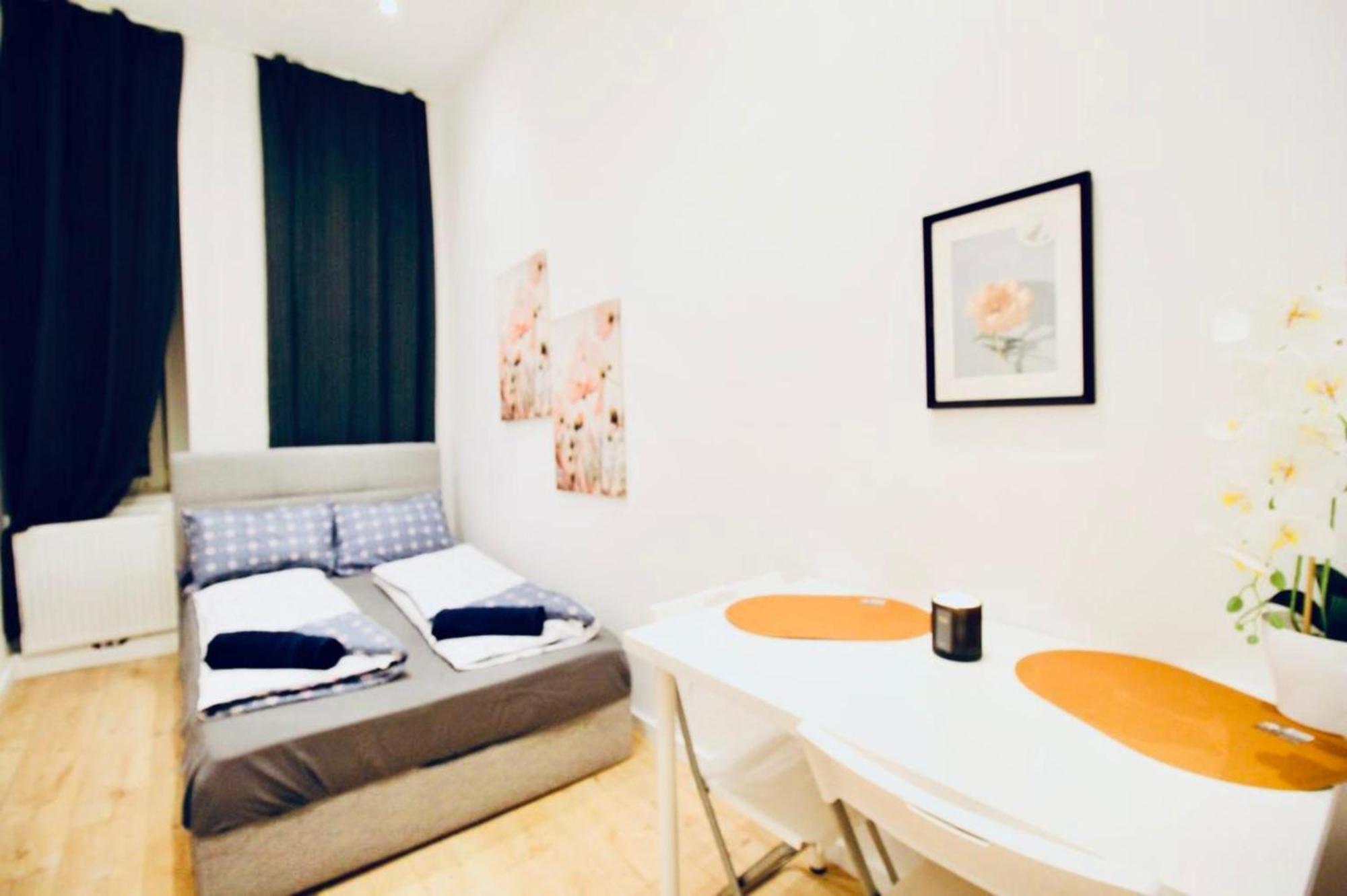Super Cozy 5 Bedroom Shared 10min Walk To Augarten * Viena