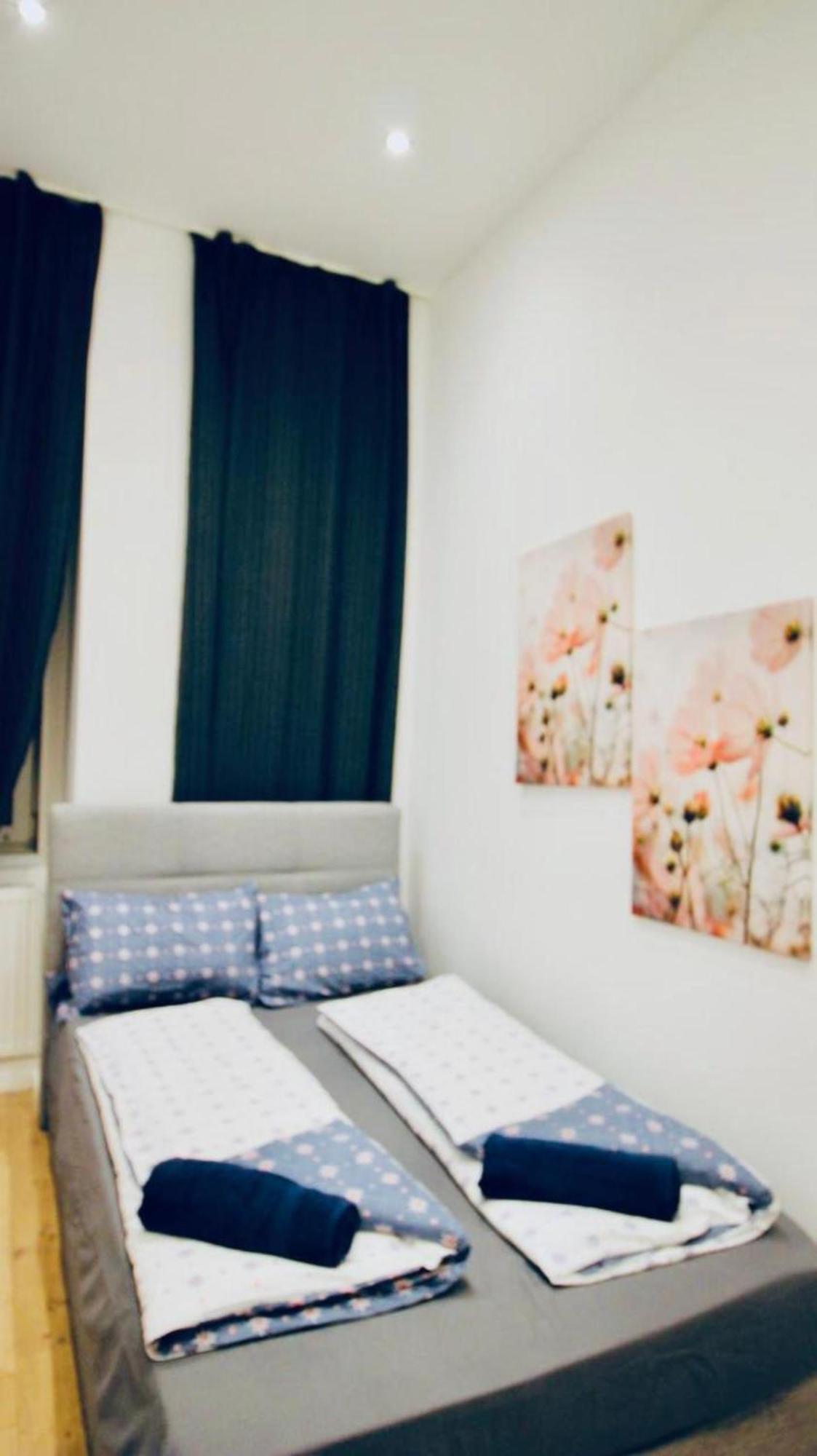 Super Cozy 5 Bedroom Shared 10min Walk To Augarten Viena